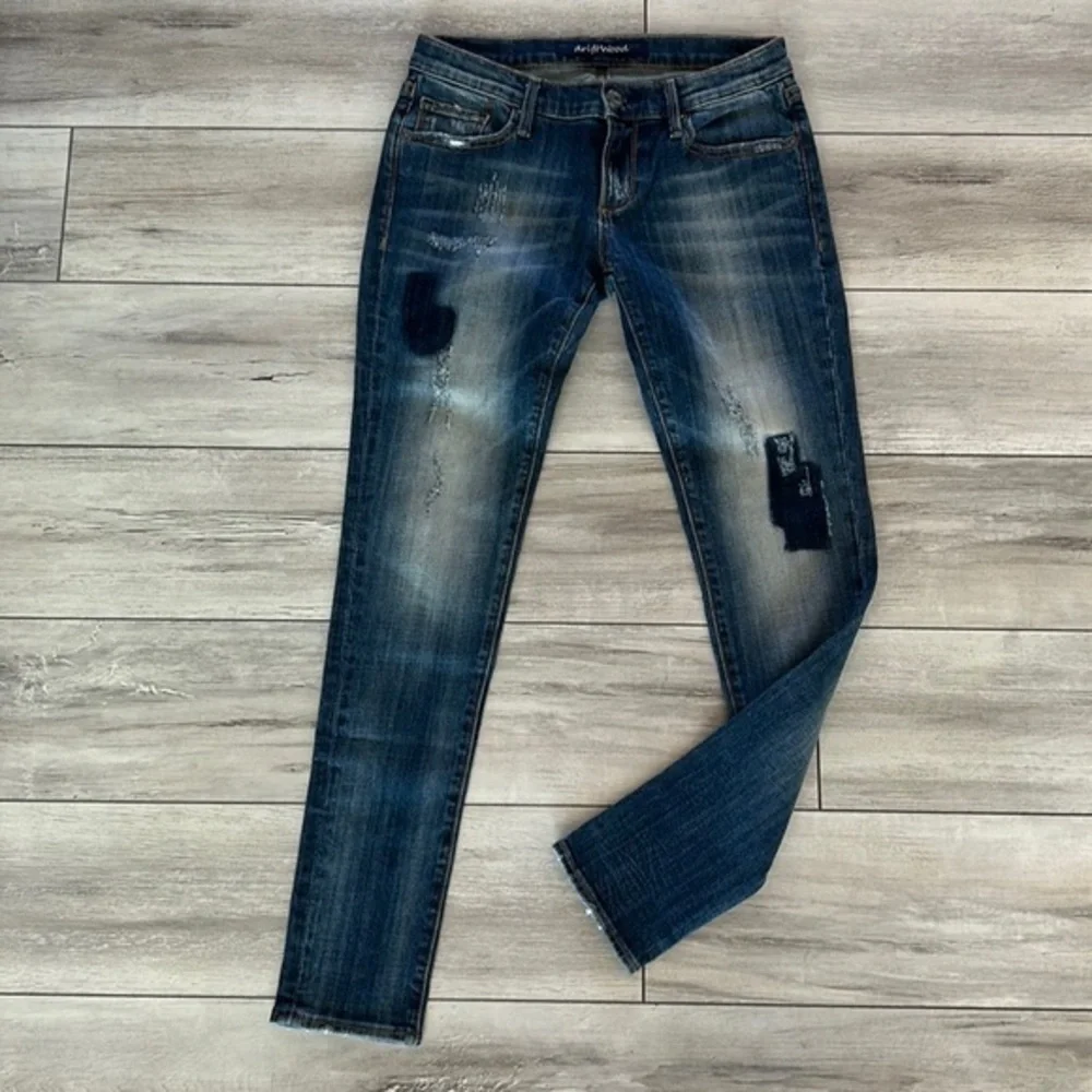 Driftwood skinny fit patch jeans size 26